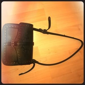 FANNY PACK / BELT BAG